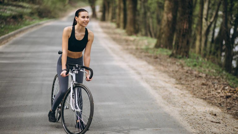 Cycling vs Running: Which Exercise Is Better to Reduce Belly Fat?